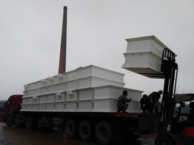 大量批發(fā)電鍍槽 湖南電解槽 長(zhǎng)沙電鍍槽 樂海牌化學(xué)鍍成套設(shè)備 訂做化學(xué)鍍成套設(shè)備 PP化學(xué)鍍成套設(shè)備 塑料化學(xué)鍍成套設(shè)備圖片_高清圖_細(xì)節(jié)圖